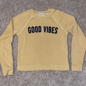 XS cropped sweat shirt, brand is grayson/threads, color yellow.